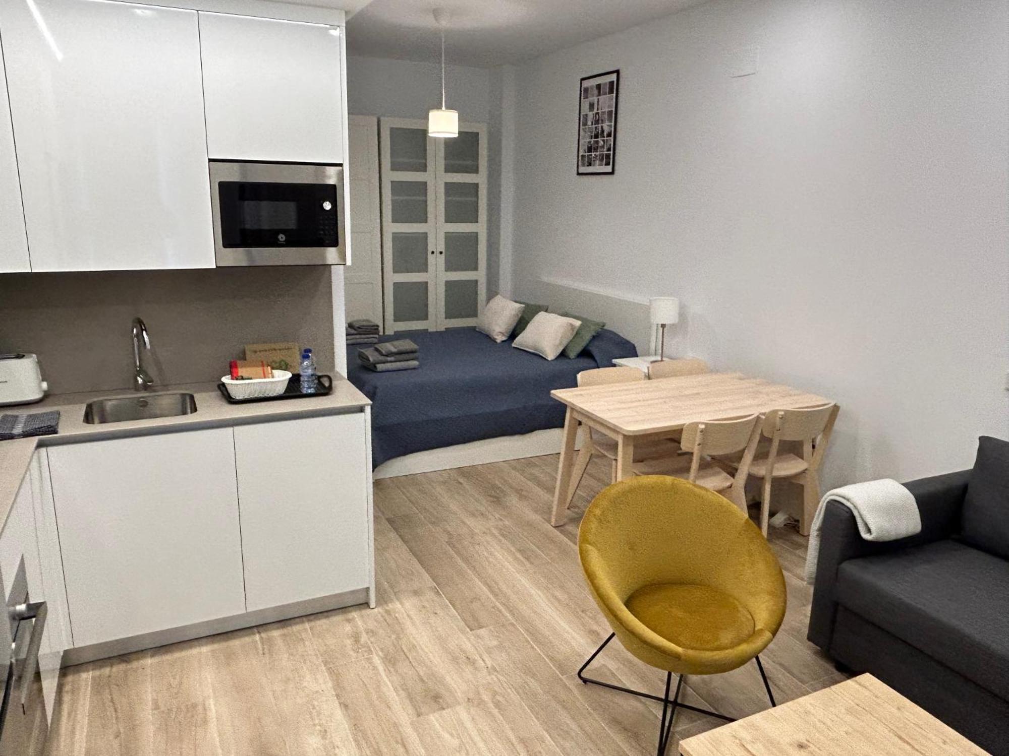 Azca-Bernabeu Apartments Madrid Ruang foto