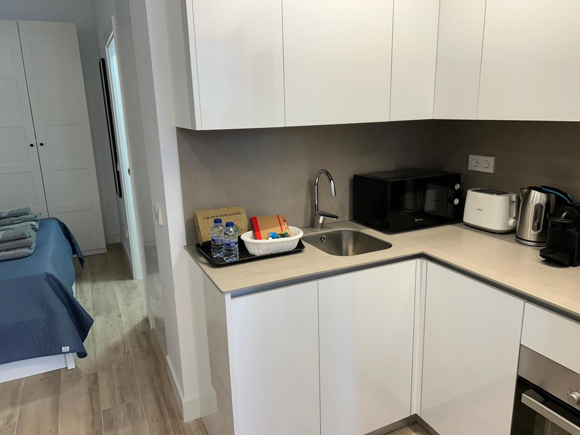 Azca-Bernabeu Apartments Madrid Bagian luar foto